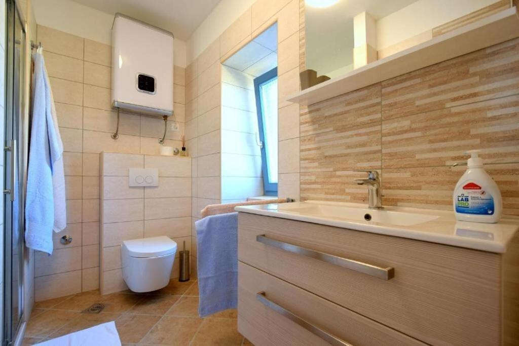 Apartments Insula Insule - Rustic & Peaceful Skrbčići 外观 照片