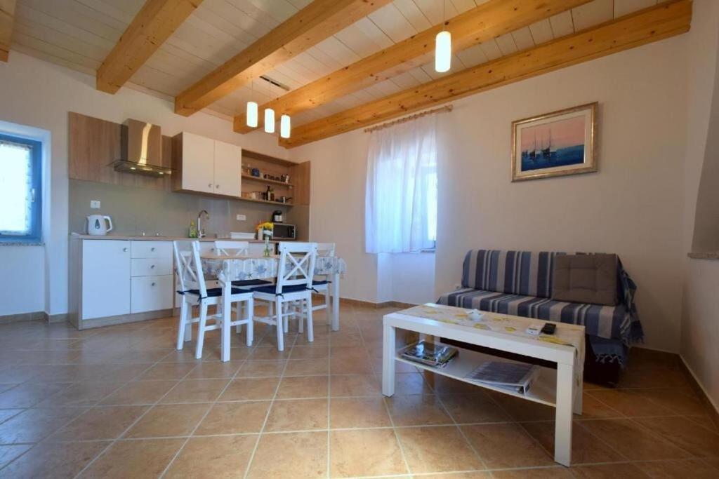 Apartments Insula Insule - Rustic & Peaceful Skrbčići 外观 照片