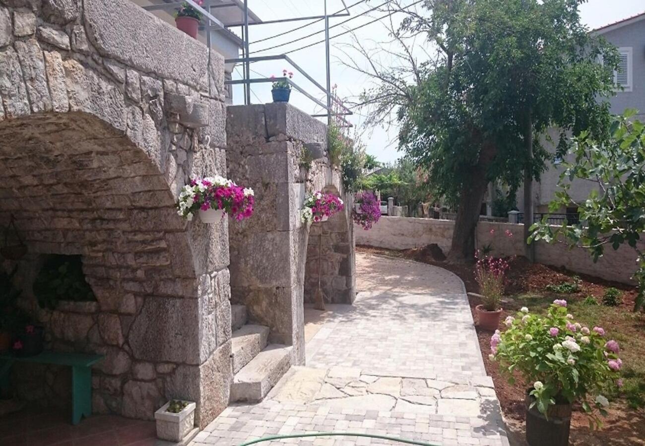 Apartments Insula Insule - Rustic & Peaceful Skrbčići 外观 照片