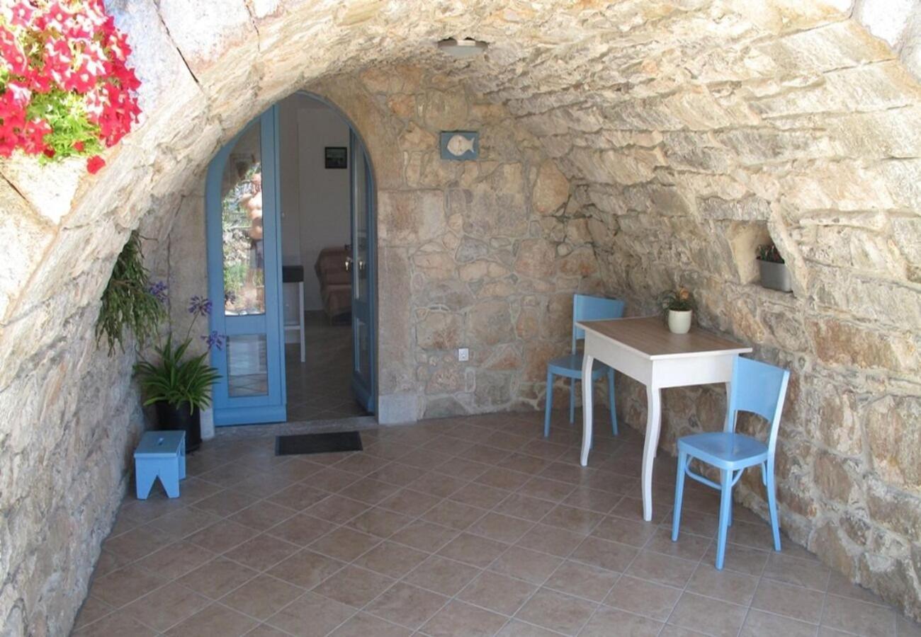 Apartments Insula Insule - Rustic & Peaceful Skrbčići 外观 照片